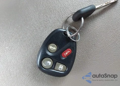 2000 Buick Park Avenue from USA, damaged, VIN 1G4CW54K3Y4234380